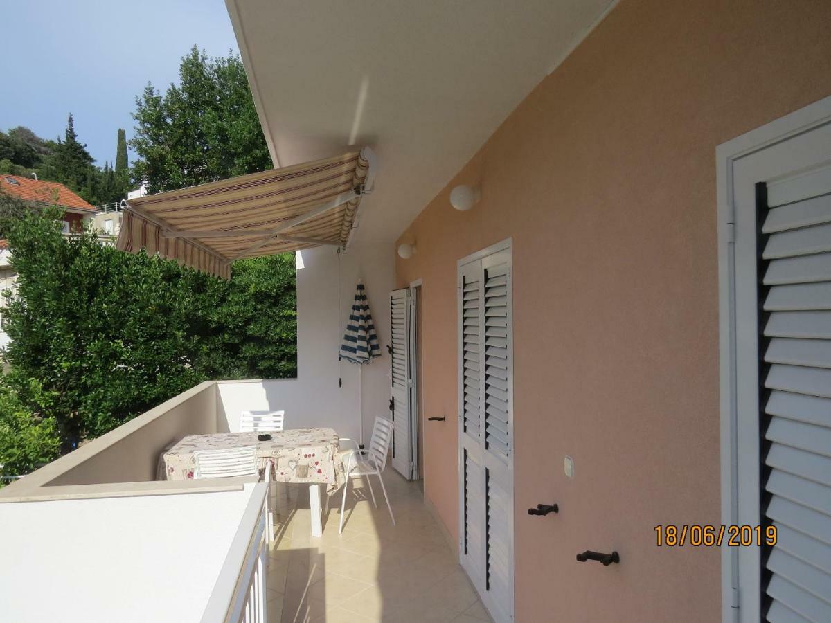 Apartments Prosperina Hvar Town Bagian luar foto